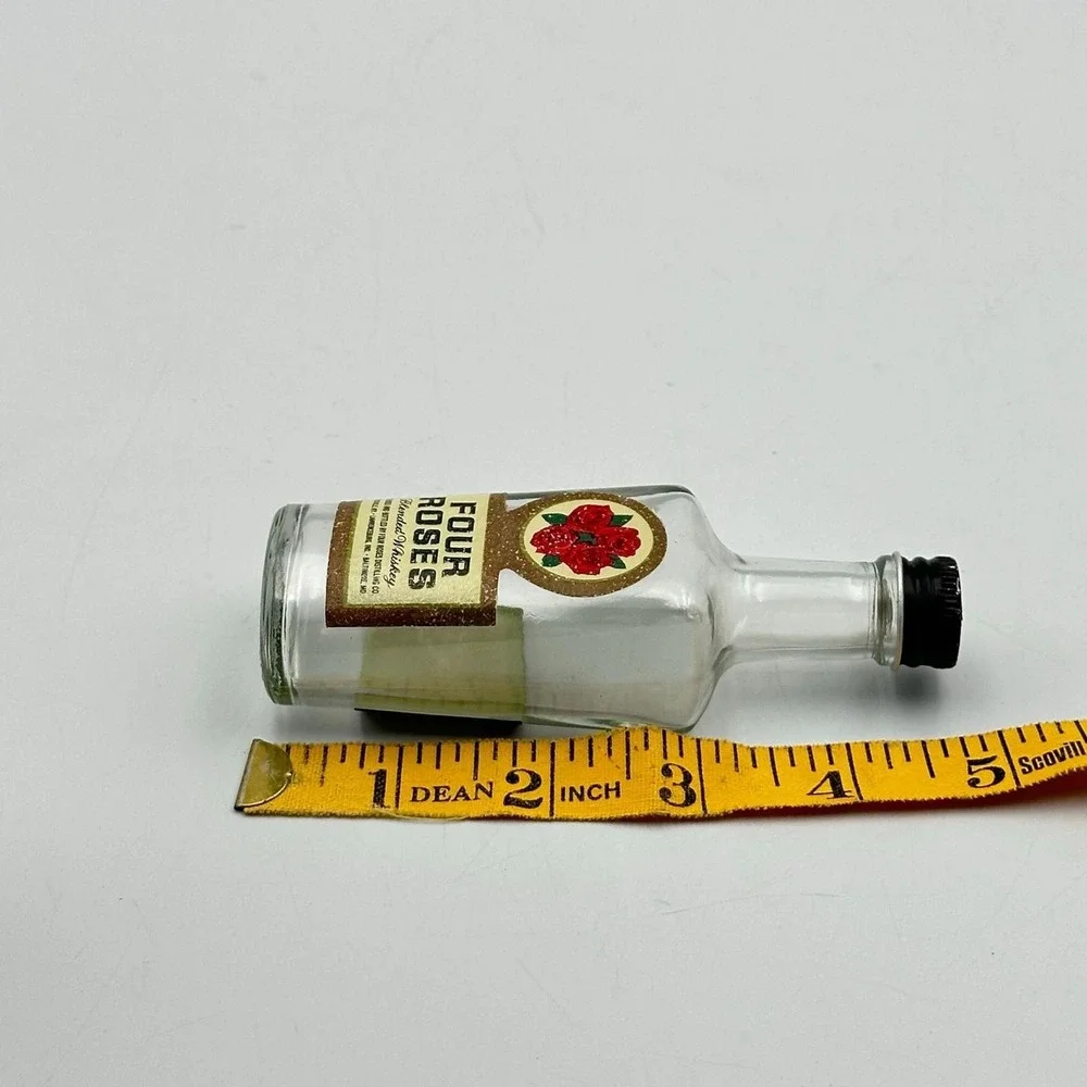 Vintage Four Roses‎ Paper Label Bottle salt and pepper shakers